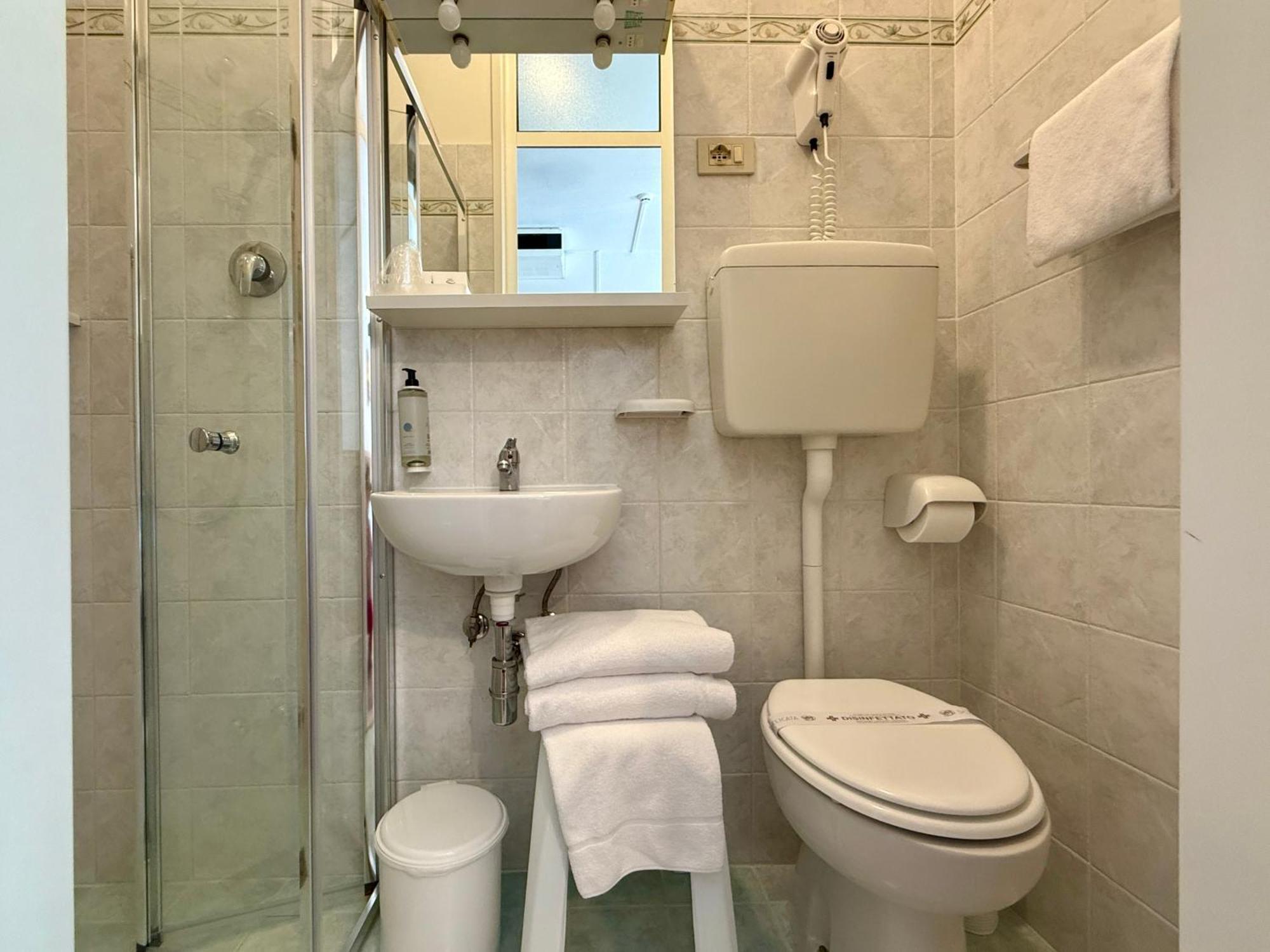 לידו די ג'סולו Hotel Palme Park & Beach Included מראה חיצוני תמונה