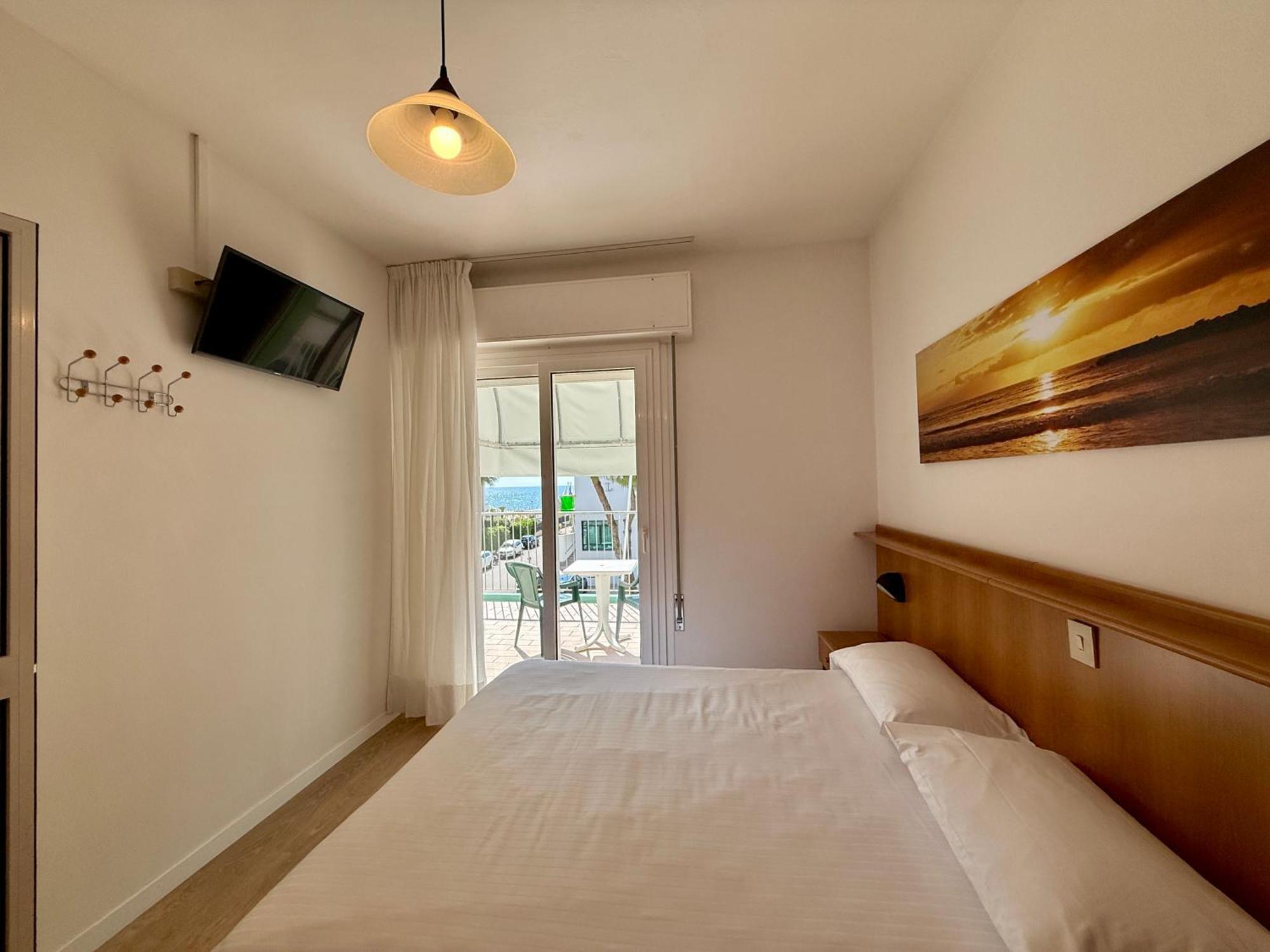 לידו די ג'סולו Hotel Palme Park & Beach Included מראה חיצוני תמונה