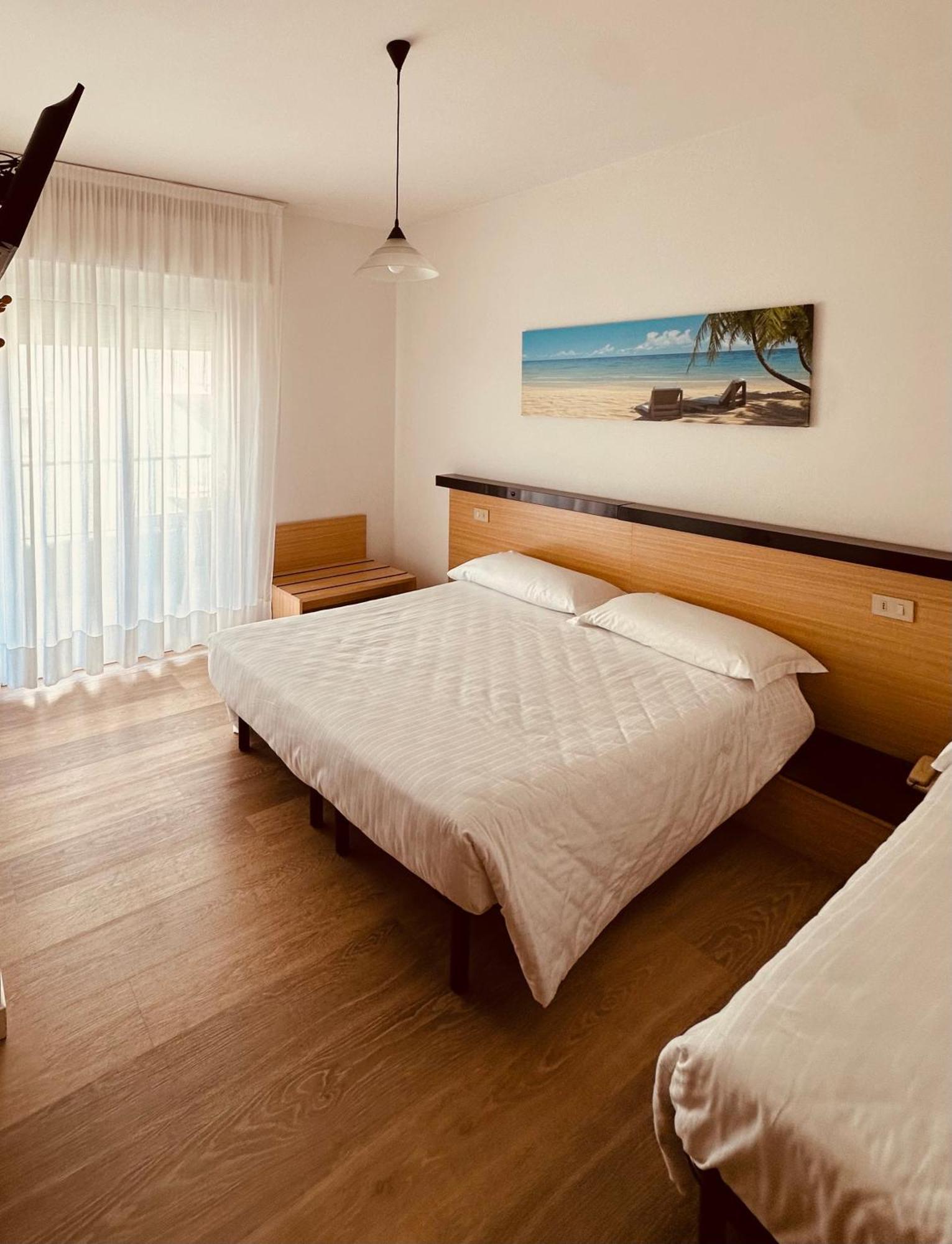 לידו די ג'סולו Hotel Palme Park & Beach Included מראה חיצוני תמונה