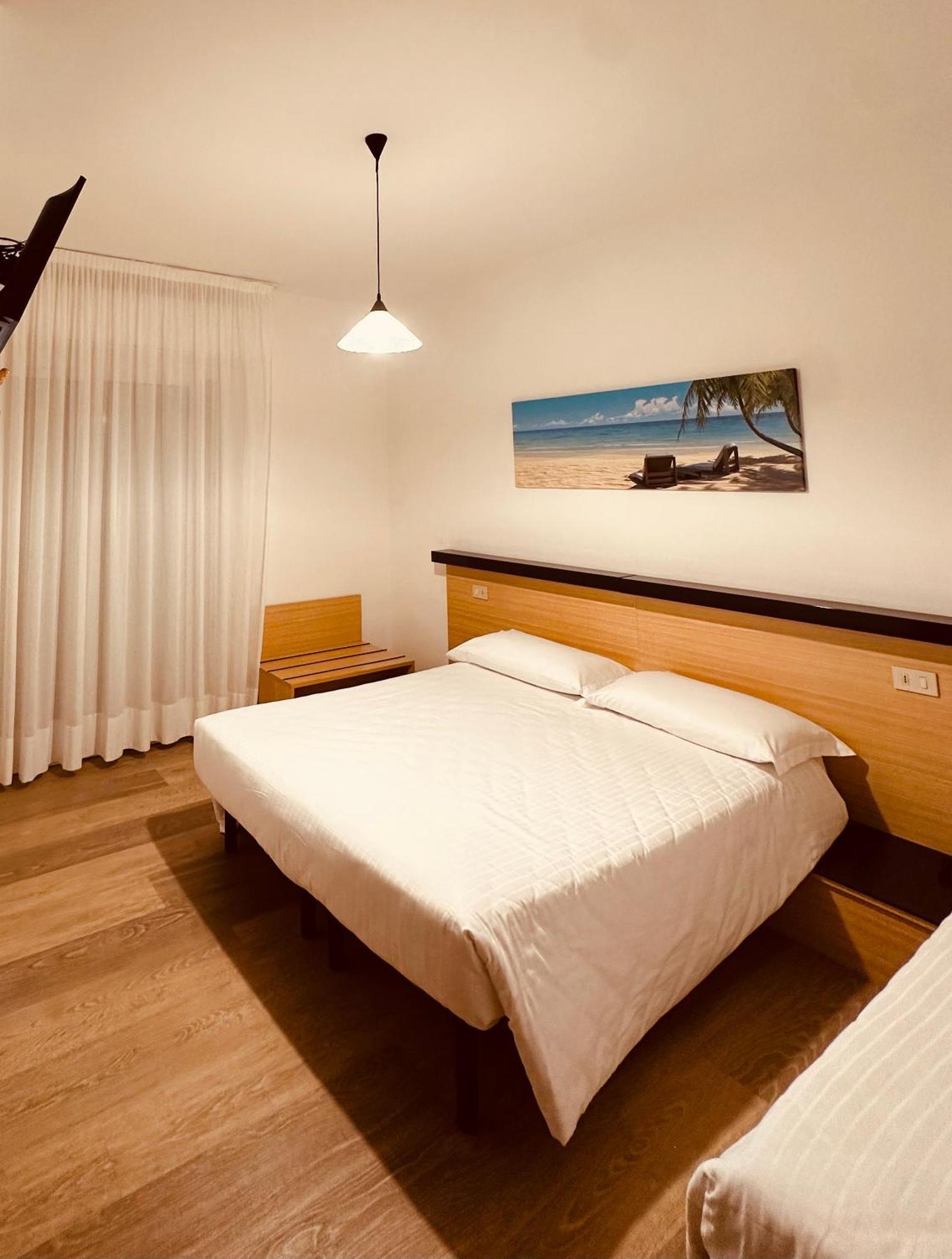 לידו די ג'סולו Hotel Palme Park & Beach Included מראה חיצוני תמונה